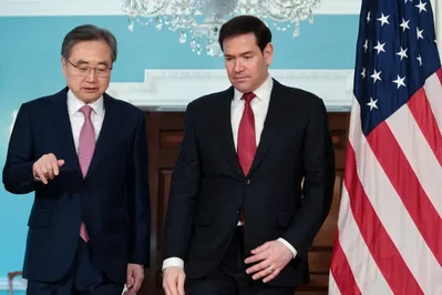 Rubio e Cho Hyun tratam de segurança no Estreito de Ormuz