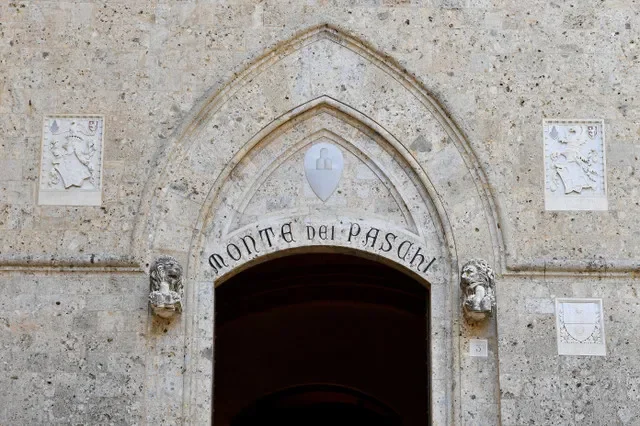 A view of the main entrance to the Monte dei Paschi di Siena (MPS) headquarters located in Siena, Italy, captured in August 2021. REUTERS/Jennifer Lorenzini