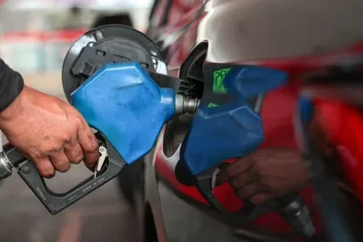 تراجع الأسهم العالمية وارتفاع عوائد السندات بسبب الحرب