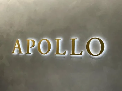 Apollo Global invests $1 billion in Realty Income venture