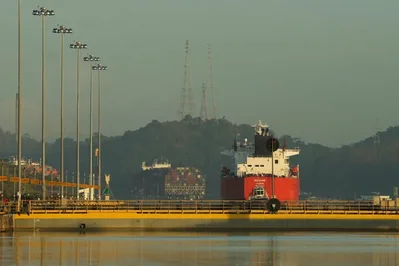 El Canal de Panamá opera al máximo por el tráfico de GNL