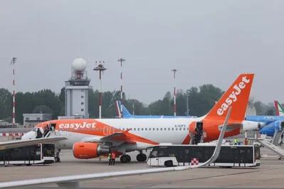 EasyJet expects late summer ticket price increases