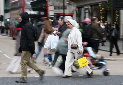 UK Public Inflation Expectations Rise to 5.4 Percent