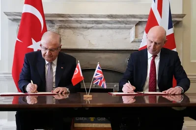 Reino Unido e Turquia firmam contrato para jatos Typhoon