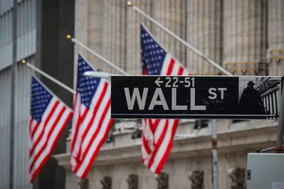 Experts Urge Probe Into Trades Before Trump Policy Moves