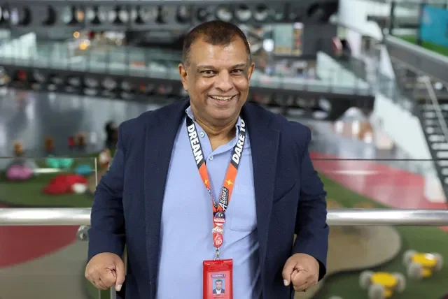 Tony Fernandes ประธานเจ้าหน้าที่บริหารของ Capital A ระหว่างการให้สัมภาษณ์กับ Reuters ที่เมืองเซปัง ประเทศมาเลเซีย เมื่อวันที่ 26 กุมภาพันธ์ 2024 โดย Reuters/Hasnoor Hussain
