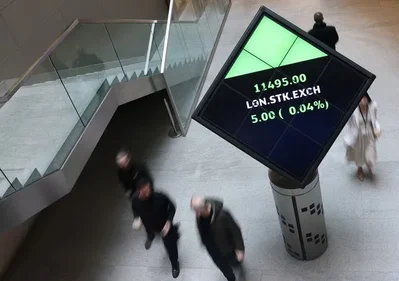 FTSE 100 ปรับเพิ่มขึ้นจากแรงหนุนกลุ่มเหมืองแร่และพลังงาน