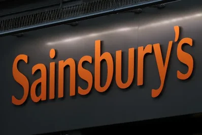 Sainsbury's chi 5 tỷ bảng Anh hỗ trợ 2.500 trang trại