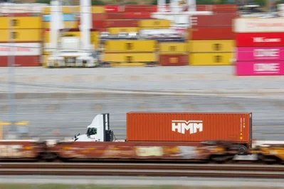 NY Fed says supply chain pressures rose to 0.68 in March