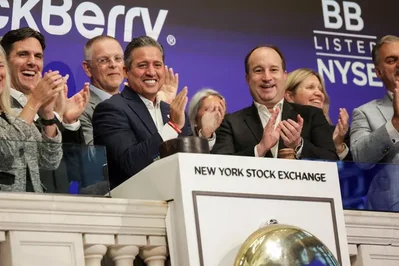 BlackBerry supera previsiones y culmina su transformación
