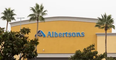 Albertsons proyecta ventas anuales menores a lo esperado