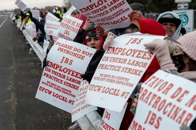 JBS e sindicato fecham acordo para encerrar greve nos EUA