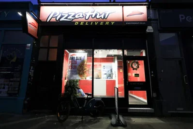 Papa John's and Pizza Hut Edge Toward Private Sales
