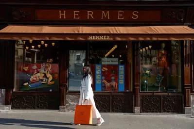 Hermes Sales Growth Slows to 6 Percent Amid Iran Conflict