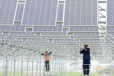 China Solar Makers Say War Demand Won't Fix Overcapacity