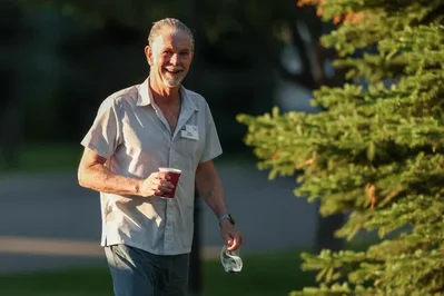 Netflix Co-Founder Reed Hastings to Exit Board in June
