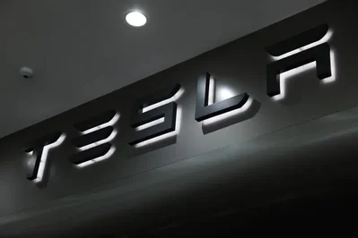 Tesla Energy Business Gains as Automotive Profits Fade