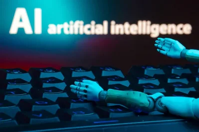 Alternative Asset Managers Face AI and Redemption Tests
