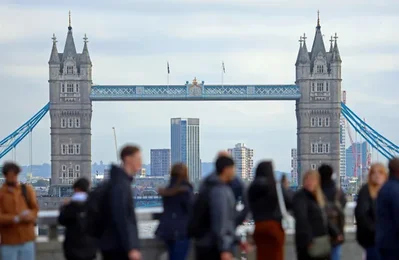 سوق العمل البريطاني يشهد تراجعاً في التوظيف بسبب حرب إيران