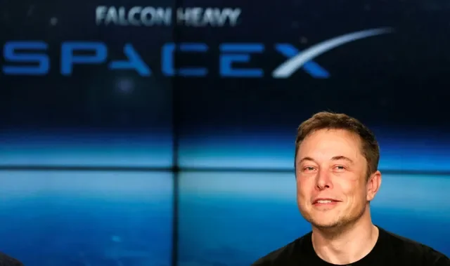 SpaceX founder Elon Musk addresses the media after the inaugural Falcon Heavy rocket launch at the Kennedy Space Center in Florida. REUTERS/Joe Skipper/File Photo