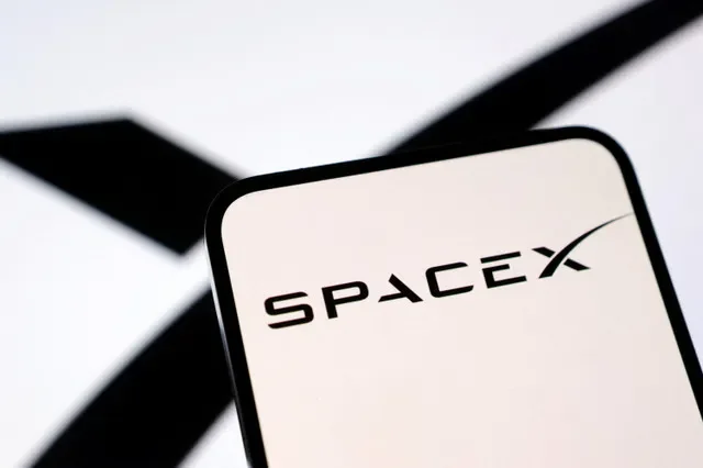 El logotipo de SpaceX se observa en esta ilustración realizada el 10 de marzo de 2025. REUTERS/Dado Ruvic/Ilustración