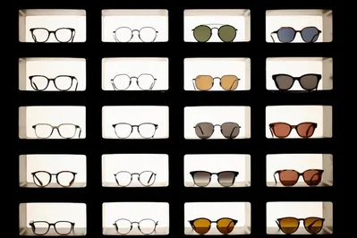 EssilorLuxottica cae un 5% por dudas sobre crecimiento