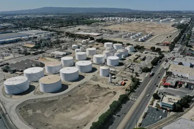 Kinder Morgan Tops Estimates on Natural Gas Demand