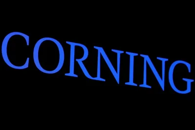تراجع أسهم Corning بعد توقعات بانخفاض إيرادات الربع الثاني
