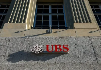 UBS Posts 3 Billion Dollar Profit Beating Expectations