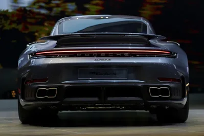 Porsche Q1 Operating Profit Drops 22% to 595 Million Euros