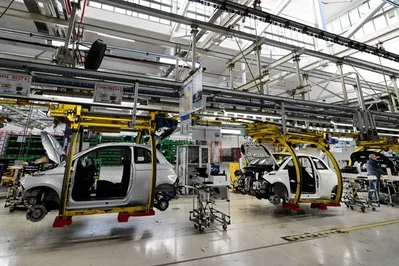 Stellantis CEO Pledges Cash Flow Gains After Q1 Results