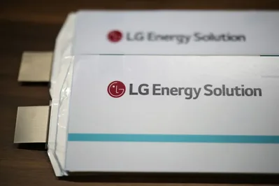 LG Energy Solution Swings to Loss as EV Demand Weakens