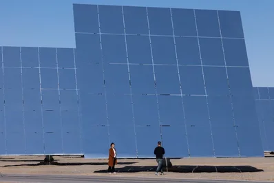 Chinese solar firms post mixed results amid Iran conflict