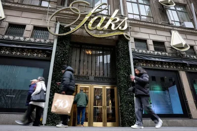 القضاء يوافق على طرح خطة إفلاس Saks Global للتصويت