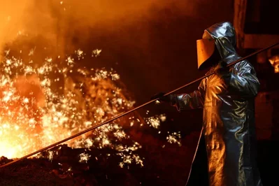 Eurozone Factory Growth Hits 52.2 Amid Supply Fears