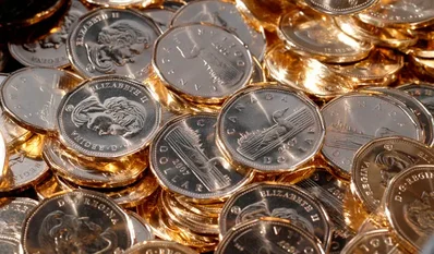 Loonie declines as Middle East standoff boosts U.S. dollar