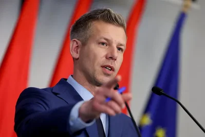 Hungarian banks call for market shift under new leader