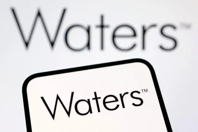 Waters eleva previsão de lucro anual com biociências
