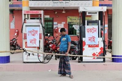 Bangladesh tenders 495 MW of solar power during Iran war