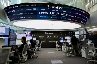 KOSPI index tops 7,000 for first time on chip rally