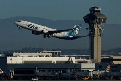 Alaska Air to raise $500 million through debt offering