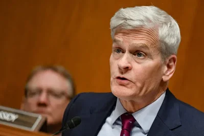กลุ่ม PAC ของ Kennedy ทุ่ม 117,000 ดอลลาร์โจมตี Bill Cassidy