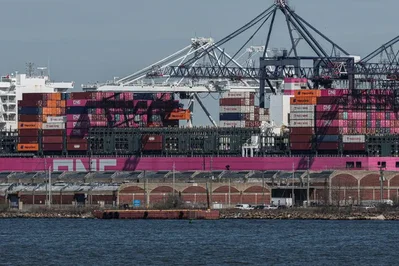 US Container Imports Fall 5.5 Percent in April
