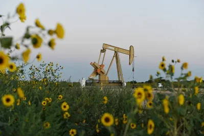 Devon Energy 授权 80 亿美元股票回购计划并提高股息