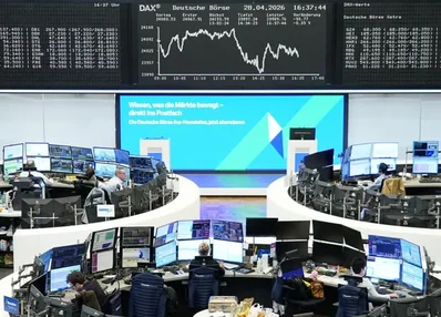 European shares end flat as luxury stocks drag on STOXX