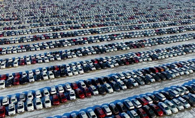 Vendas internas na China caem e exportações crescem 80%