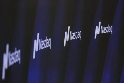 Top Banks Predict S&P 500 Growth and AI Gains in 2026