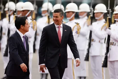 China critica Presidente do Paraguai por visita a Taiwan