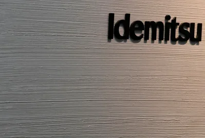 Idemitsu foca-se em fósseis em novo plano estratégico