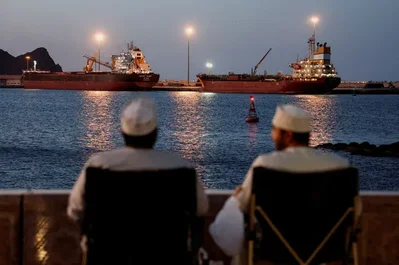 Iraq and Pakistan Strike Energy Transit Deals With Iran